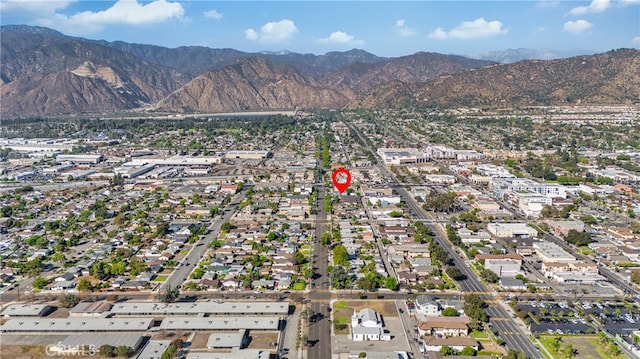 bird's eye view featuring a mountain view