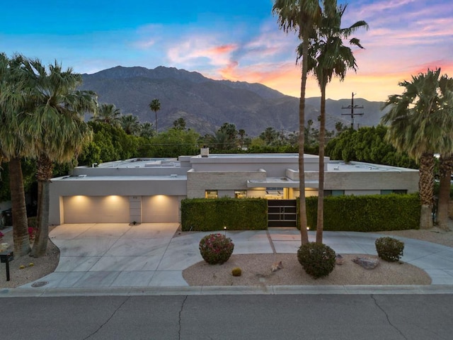 view of front of house featuring a mountain view