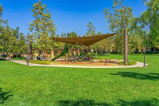 view of jungle gym featuring a yard