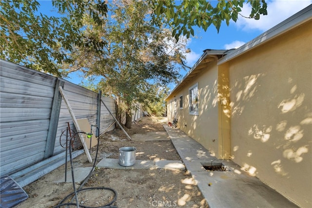 10394 Baker Rd, Lucerne Valley, CA 92356 - view of yard