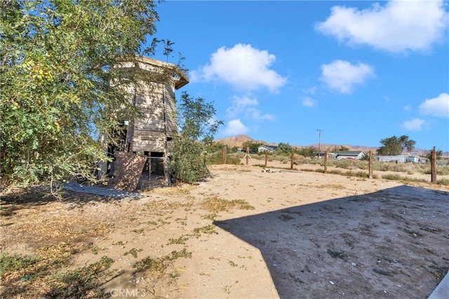 10394 Baker Rd, Lucerne Valley, CA 92356 - view of yard
