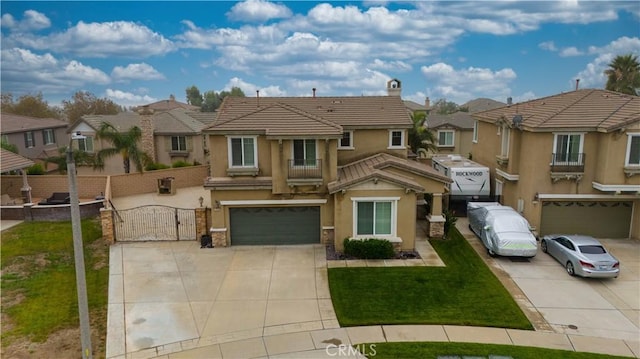 view of front of house with a front lawn