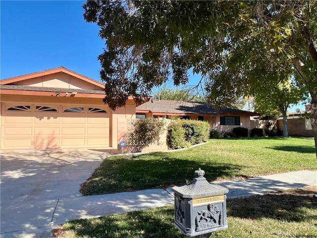 ranch-style house with a front yard