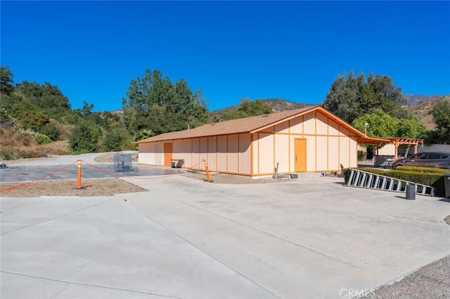 Listing photo 3 for 19121 El Toro Rd, Silverado CA 92676