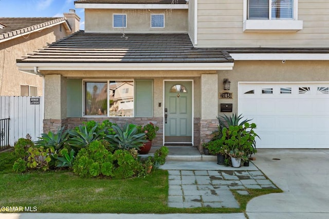 view of front facade with a garage