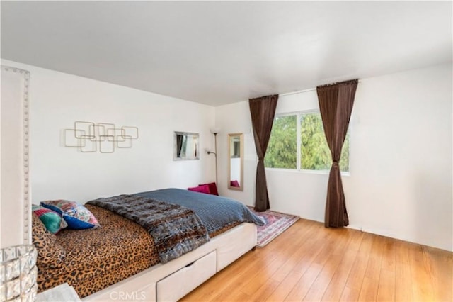 197 Lydia Ln, Corona, CA 92882 - bedroom featuring light wood-style floors