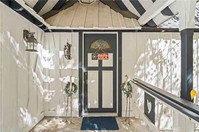 197 Rocky Point Rd, Lake Arrowhead, CA 92352 - property entrance