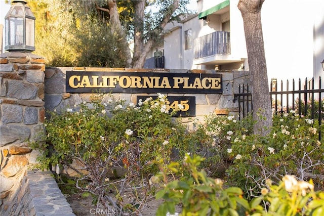 18645 Hatteras St Unit 186, Tarzana, CA 91356 - view of community sign