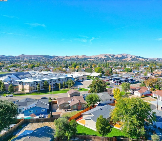 bird's eye view featuring a mountain view