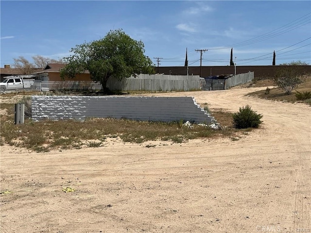 Listing photo 3 for 0 Tawney Ridge Ln, Victorville CA 92394