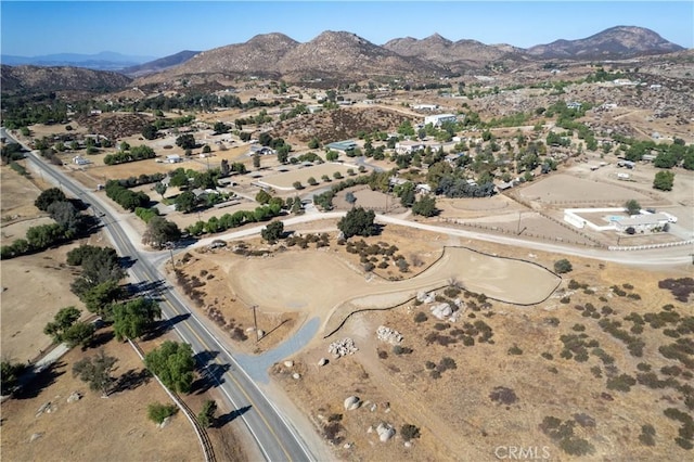 Listing photo 3 for 38662 E Benton Rd, Temecula CA 92592