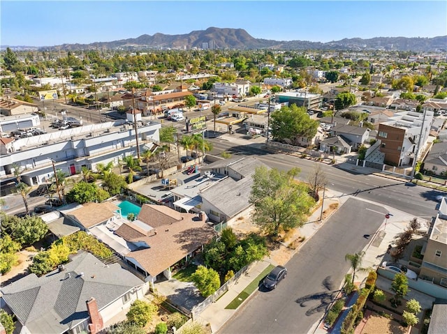 bird's eye view featuring a mountain view