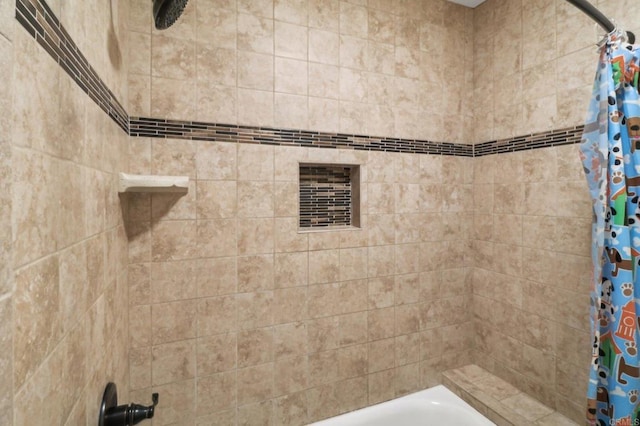 bathroom with shower / bathtub combination with curtain