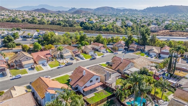 bird's eye view featuring a mountain view