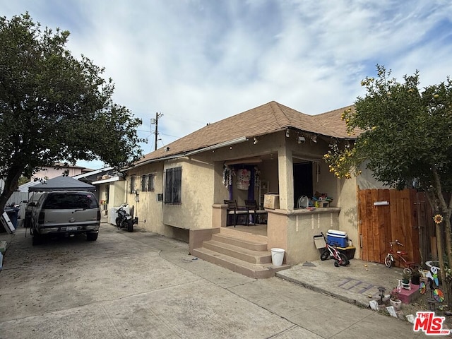 view of side of property