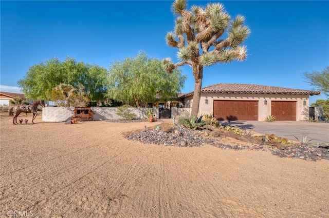 view of front of home featuring a garage