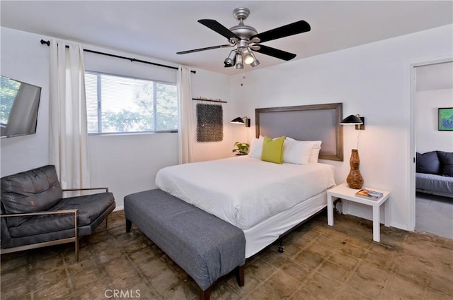 bedroom with ceiling fan