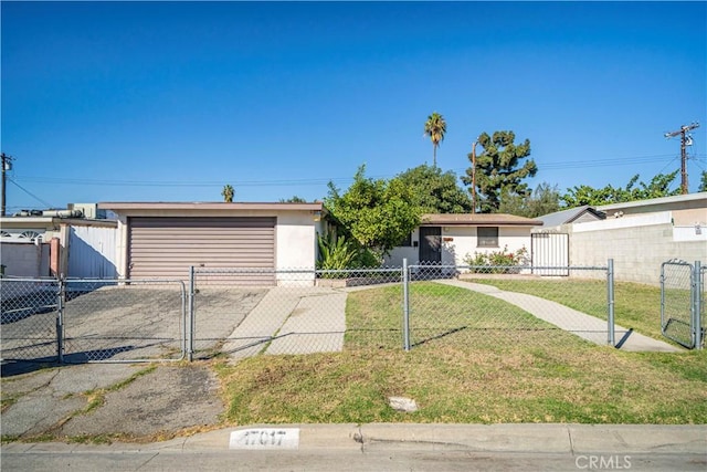 ranch-style house with a front lawn