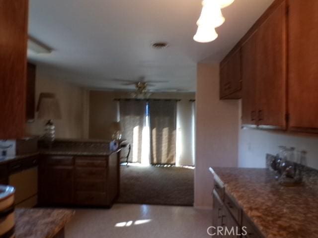 kitchen with ceiling fan