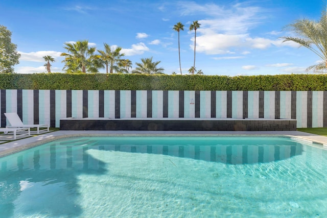 view of swimming pool