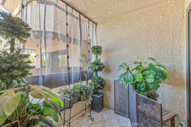 10409 Riverside Dr Unit 204, Toluca Lake, CA 91602 - view of balcony