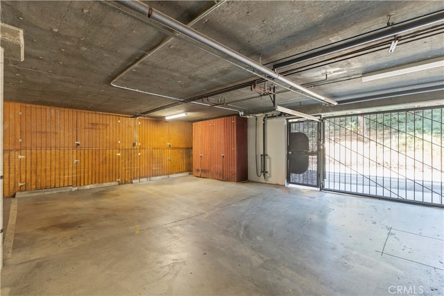 10409 Riverside Dr Unit 204, Toluca Lake, CA 91602 - garage with wooden walls