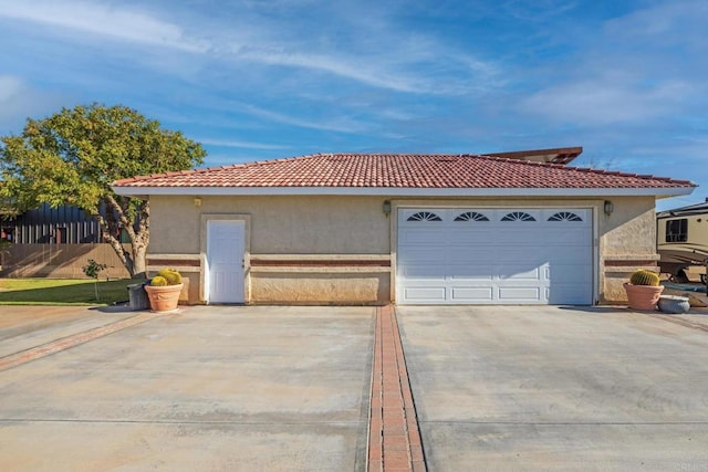 view of front facade with a garage