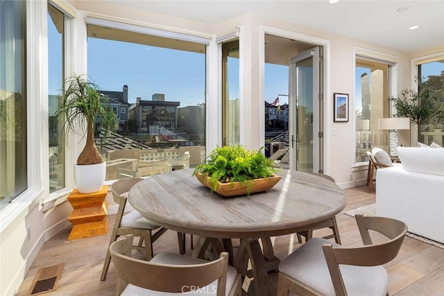 view of sunroom / solarium