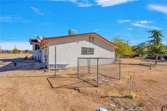 view of property exterior