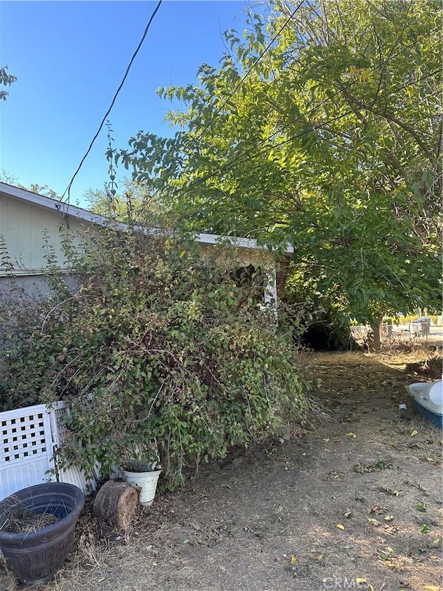 39867 Brookside Ave, Cherry Valley, CA 92223 - view of yard