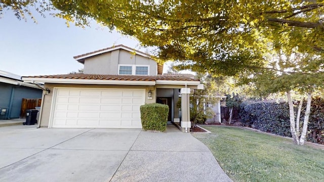 view of front of home with a front yard