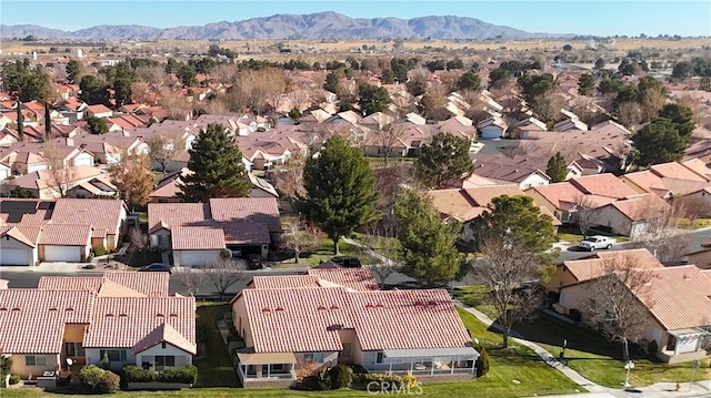 bird's eye view featuring a mountain view