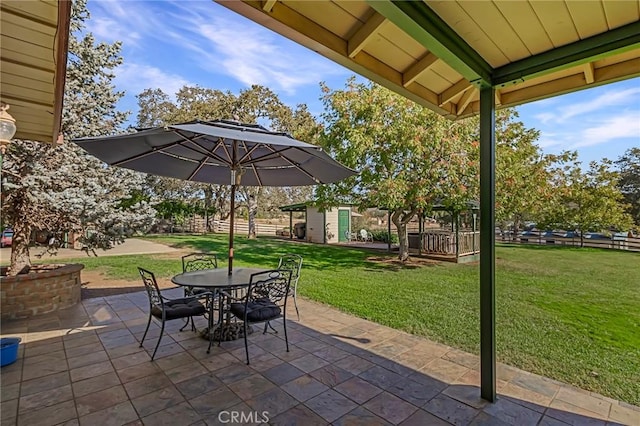 view of patio / terrace with an outdoor structure