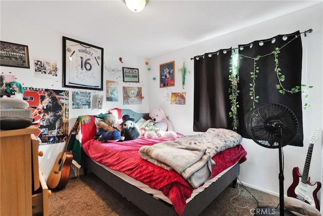 view of carpeted bedroom