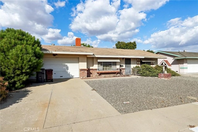 single story home featuring a garage