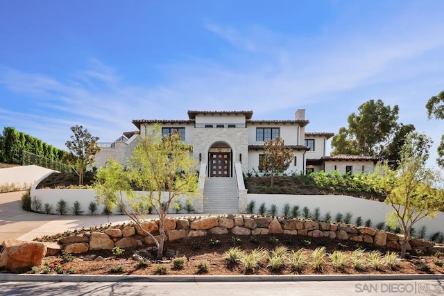 view of mediterranean / spanish-style house