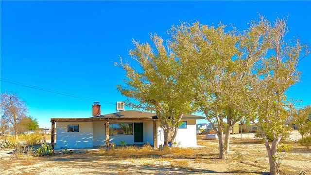 view of front of home