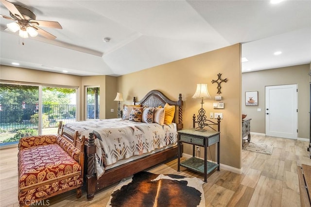 bedroom featuring recessed lighting, light wood-style flooring, baseboards, and ceiling fan
