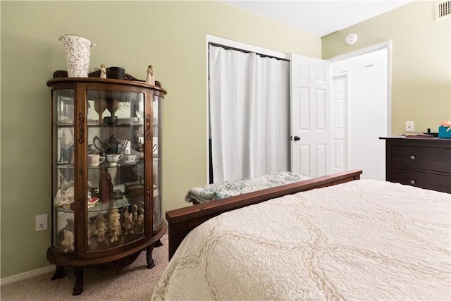 view of carpeted bedroom