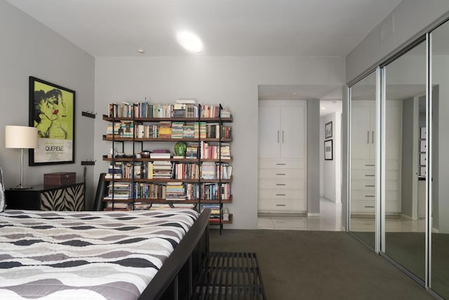 bedroom with a closet