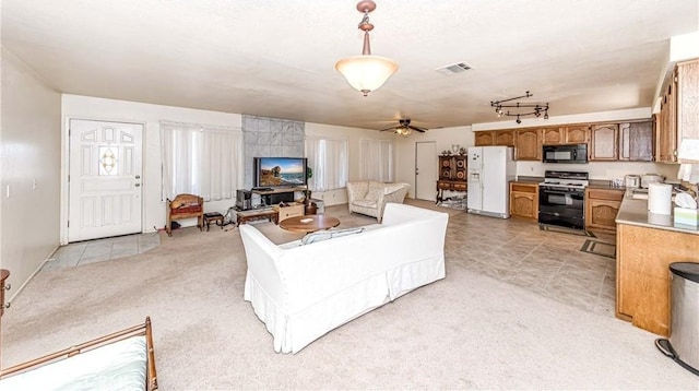 623 Mesquite Rd, Pinon Hills, CA 92372 - photo 7
