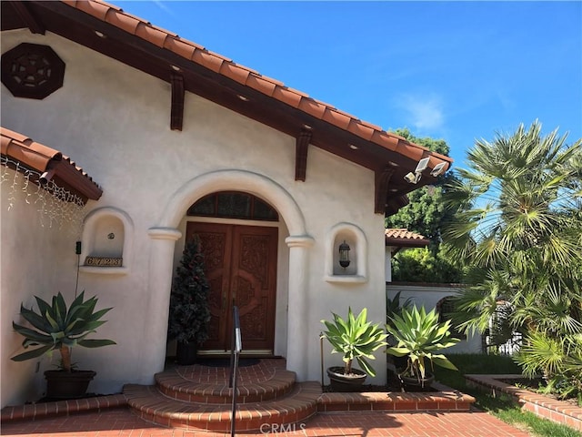 view of property entrance