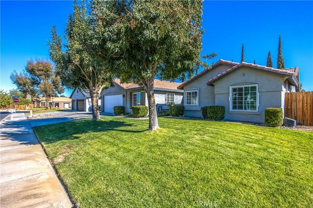 single story home with a front yard