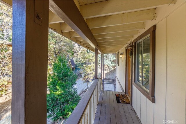 467 Cimarron Ln, Lake Arrowhead, CA 92352 - view of wooden terrace