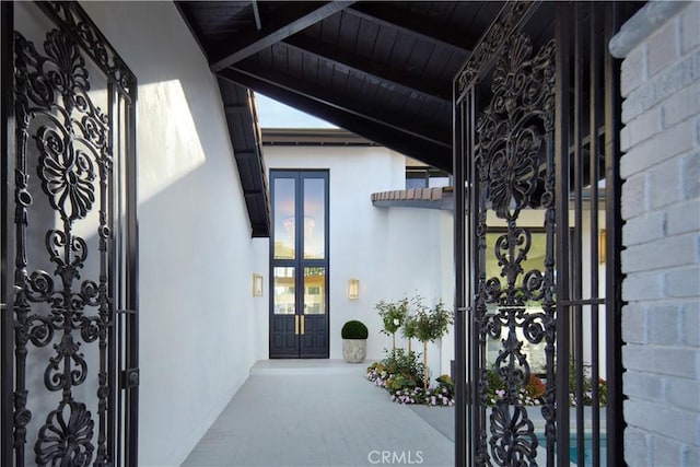 1 Rue Du Parc, Newport Beach, CA 92660 - entrance to property featuring french doors and stucco siding