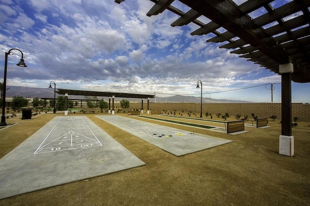 view of property's community with a mountain view