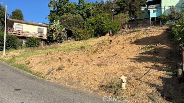 Listing photo 3 for 5200 Bohlig Rd, Los Angeles CA 90032