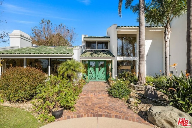 view of front of property featuring french doors