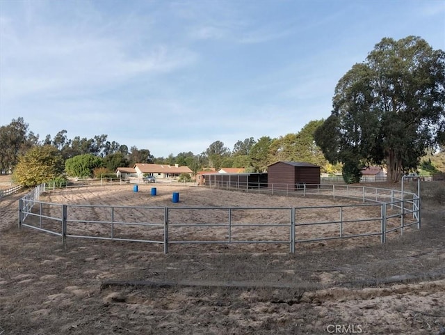 view of yard featuring a rural view