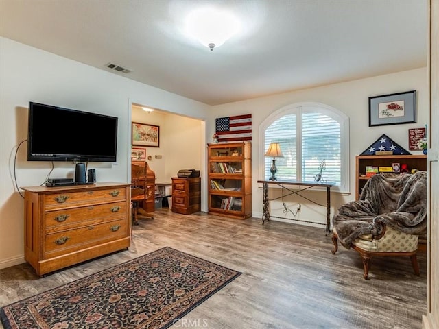 living area featuring light hardwood / wood-style flooring